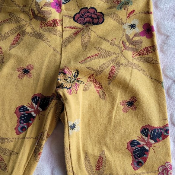 Bundle of 2- Pairs of Girl's Leggings - Picture 3 of 5